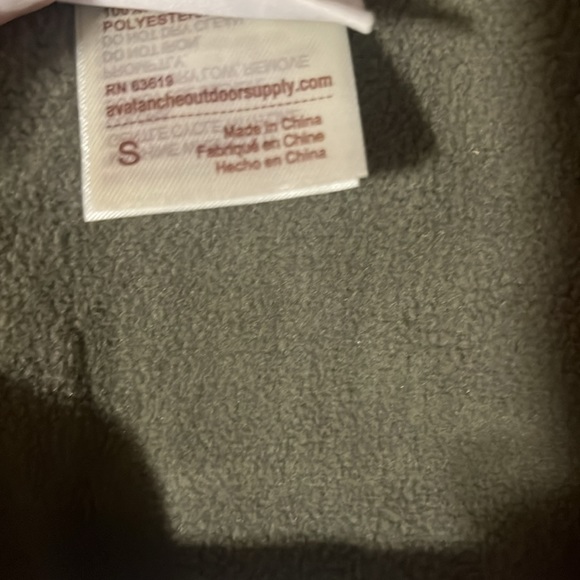 Size small - Picture 5 of 5